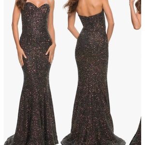 LA FEMME Strapless Sequin Gown